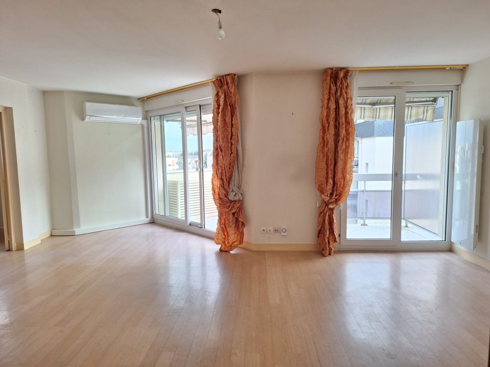 à vendre résidence seniors domitys tours centre gare tours terrasse – pièce principale