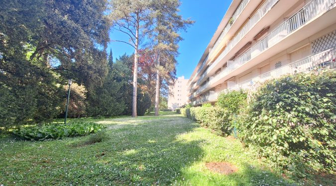 Photo facade immeuble appartement T4 a vendre sur Tours | GAUTARD Immobilier transactions