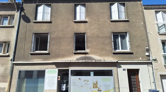 Facade Immeuble bureaux et appartements a vendre sur Tours Centre