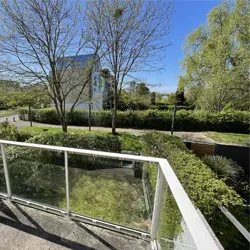 Vue environnement et balcon Maison T3 de 80 m2 env. avec jardinet et terrasse à louer sur Tours Sud dans Quartier des 2 lions | GAUTARD Immobilier Gestion Locative