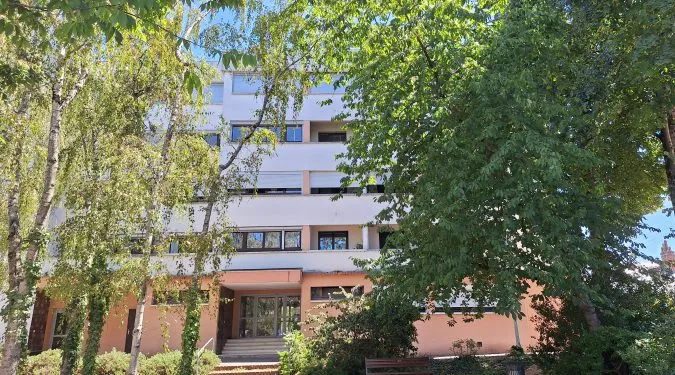 façade immeuble accès appartement type 4 pour investir sur Tours Centre proche gare TGV | GAUTARD Immobilier transactions